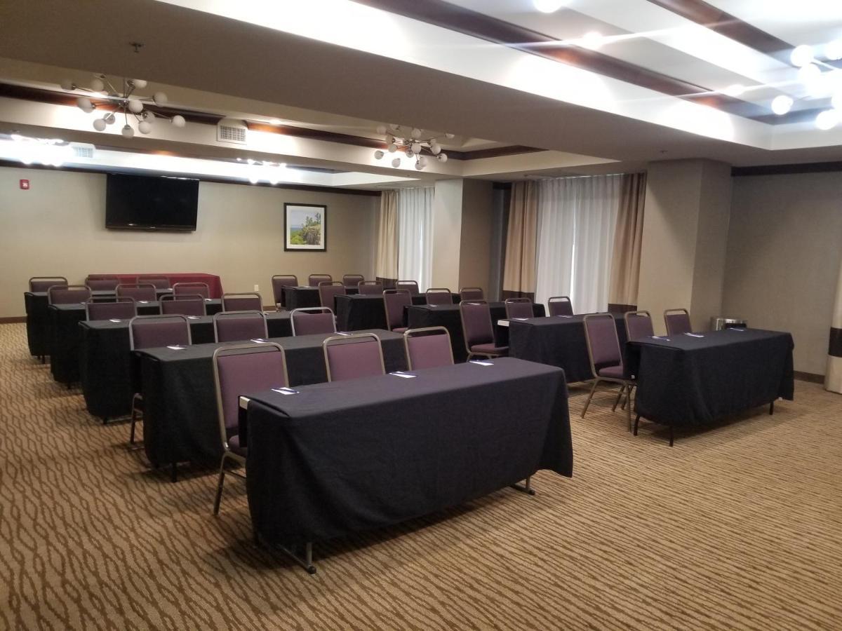 小石城康福特套房酒店 小岩城 外观 照片