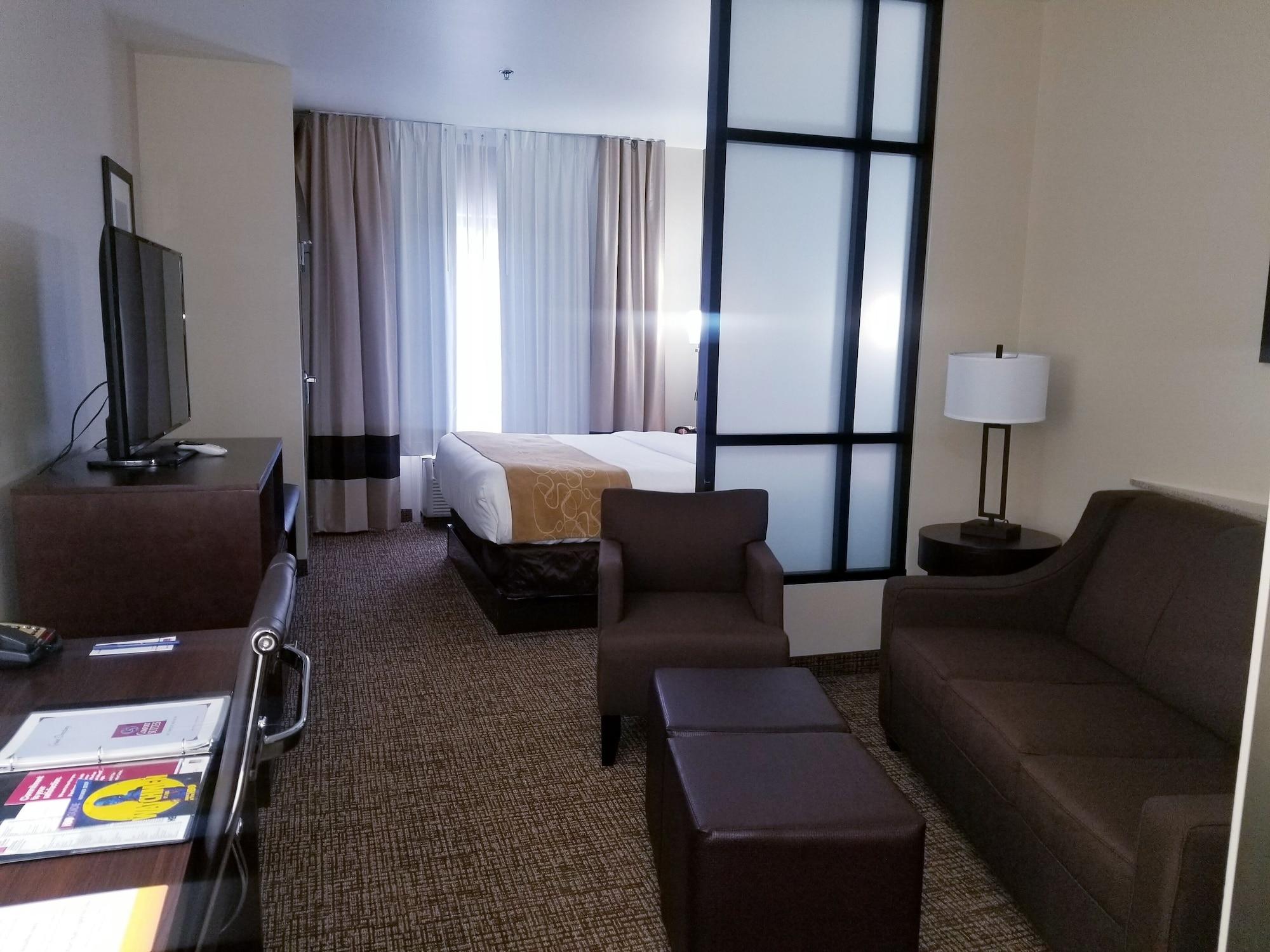 小石城康福特套房酒店 小岩城 外观 照片